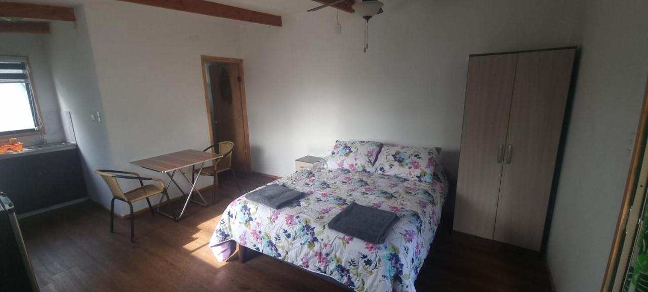 Apartament Hostal Henua Roa 2 Hanga Roa Zewnętrze zdjęcie